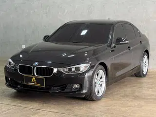 Foto de BMW 320i 2015