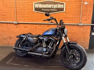 Foto de HARLEY-DAVIDSON SPORTSTER IRON 883 2018