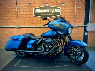 Foto de HARLEY-DAVIDSON STREET GLIDE SPECIAL 115TH ANNIVERSARY 2018