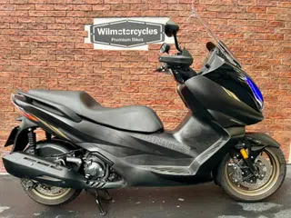 Foto de ZONTES 350E 2026