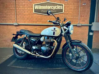 Foto de TRIUMPH STREET TWIN 2019
