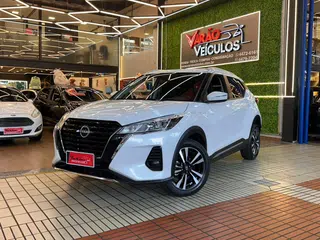 Foto de NISSAN KICKS PLAY 2025
