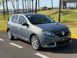 Foto de RENAULT SANDERO 2015