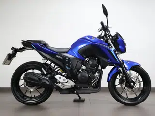 Foto de YAMAHA FZ25 FAZER ABS 2025