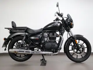 Foto de ROYAL ENFIELD METEOR 350 FIREBALL 2025
