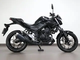 Foto de YAMAHA MT-03 2018