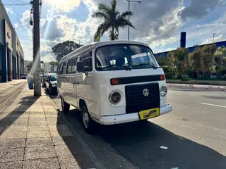 Foto de VOLKSWAGEN KOMBI 2013