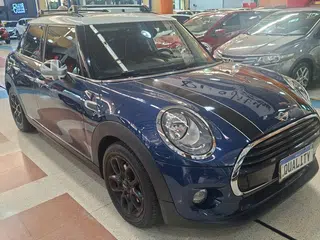 Foto de MINI COOPER 2016