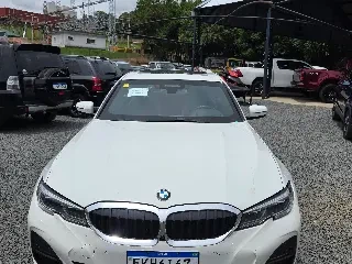 Foto de BMW 330i Sport 2.0 TB 16V 4p 2020