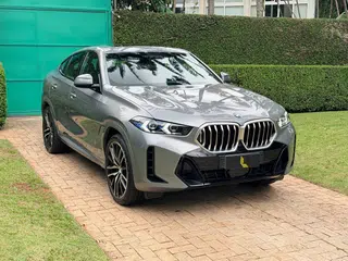 Foto de BMW X6 2025