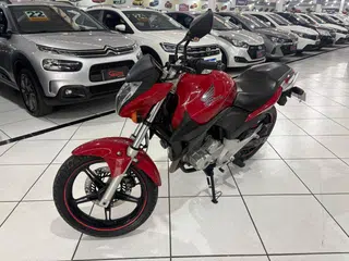 Foto de HONDA CB 300R 2011
