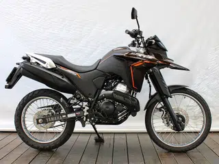 Foto de YAMAHA XTZ 250 LANDER CONNECTED 2026