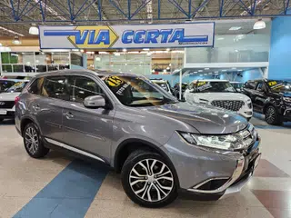 Foto de MITSUBISHI OUTLANDER 2018