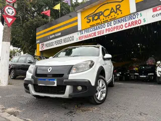 Foto de RENAULT SANDERO 2014