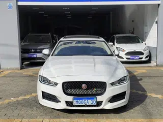 Foto de JAGUAR XE 2016