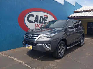 Foto de TOYOTA HILUX SW4 2019