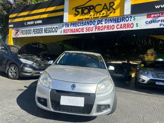 Foto de RENAULT SANDERO 2012