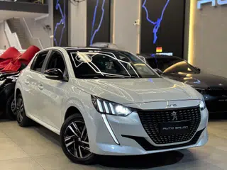 Foto de PEUGEOT 208 2024