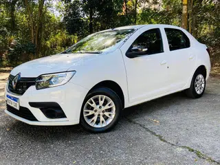 Foto de RENAULT LOGAN 2025