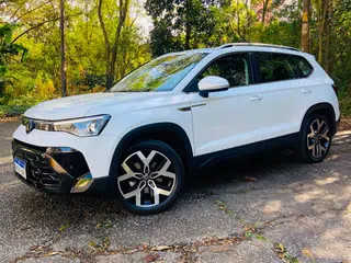 Foto de VOLKSWAGEN TAOS 2026