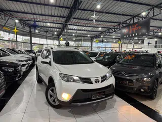 Foto de TOYOTA RAV4 2014